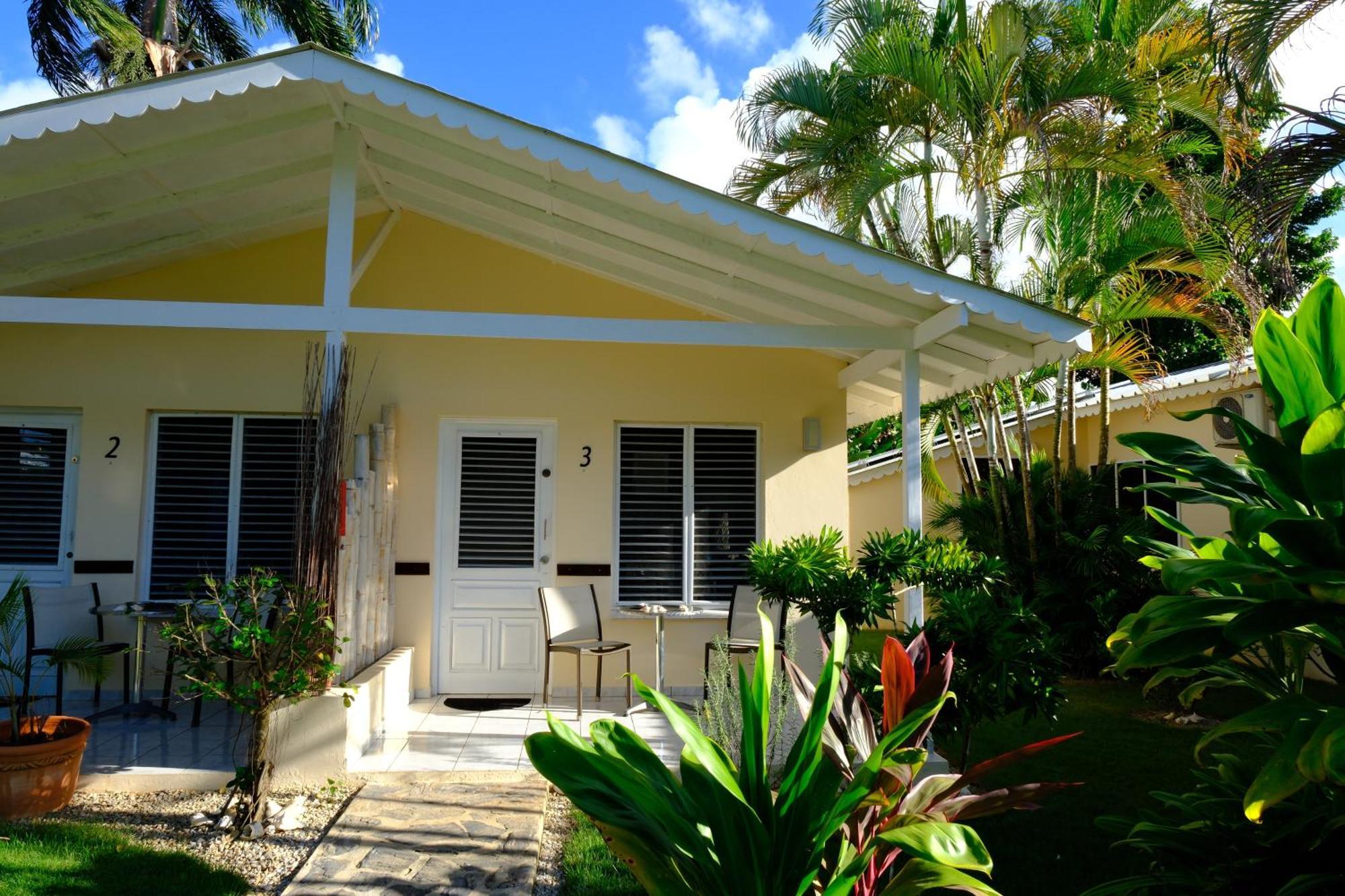 Hotel Enjoy Las Terrenas Exterior photo